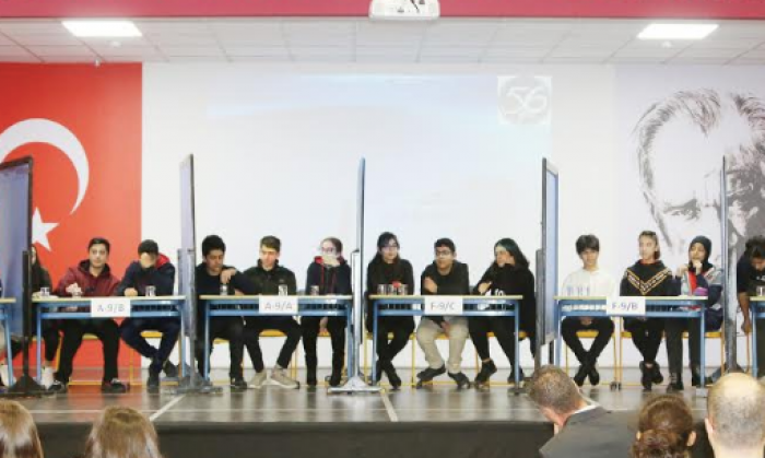 Gaziantep Kolej Vakfı’nda Bilgi Yarışması Heyecanı