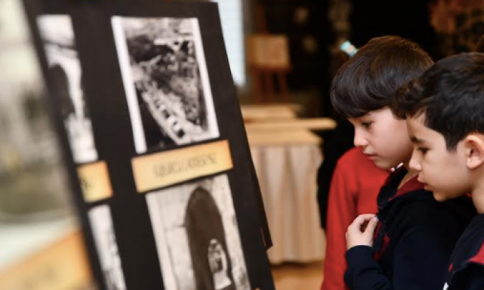 GKV’de Zamanın Esir Olduğu Şehir Fotoğraf Sergisi Açıldı