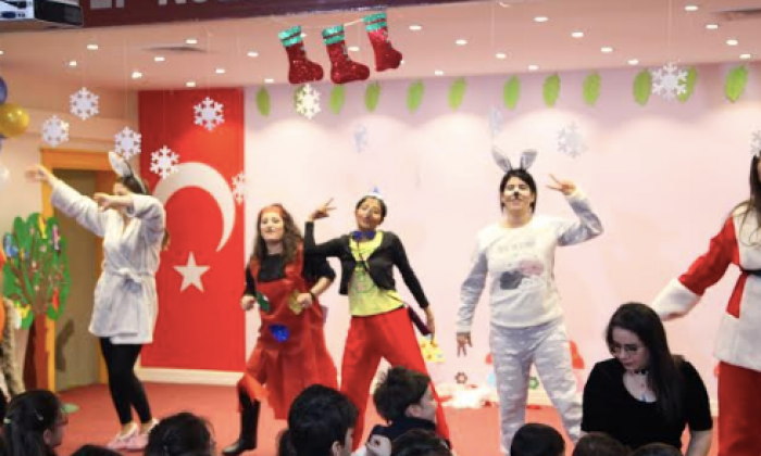 GKV’li Öğretmenler Yazdı ve Sahneledi, Öğrenciler Eğlendi