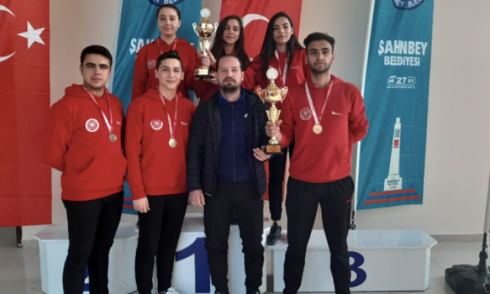 Akşemseddin Anadolu Lisesi'nden çifte birincilik