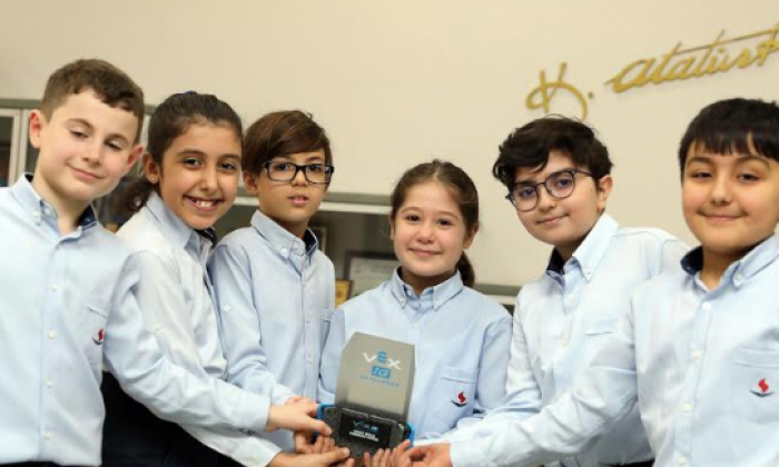 SANKO İlkokulu öğrencileri bölge birincisi ve üçüncüsü