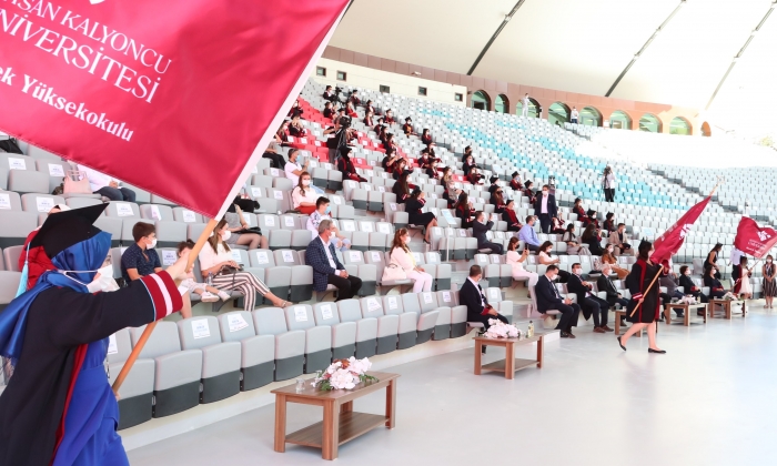 HKÜ’de 7 gün tören