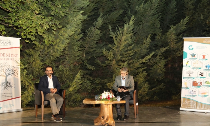 Şairin kendine yolculuğu…