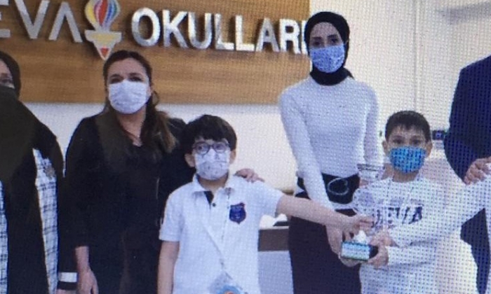 Deva Okulları’na kupa