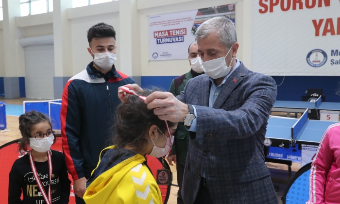 Şahinbey’de çifte turnuva