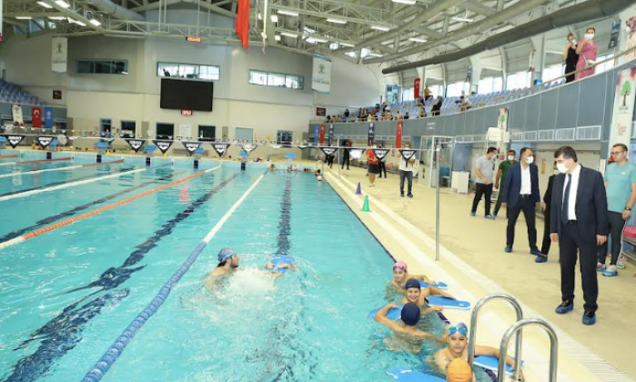 Başarılı bir geleceğe kulaç atıyorlar