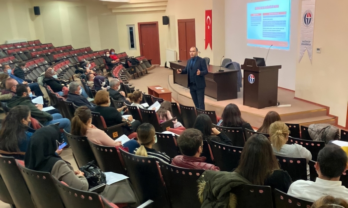 GAÜN’de hizmet içi eğitim