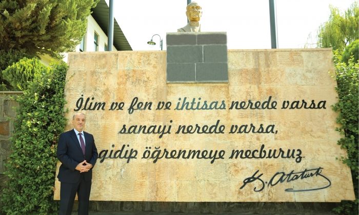 Rektör Prof. Dr. Dereli’nin 25 Aralık Mesajı