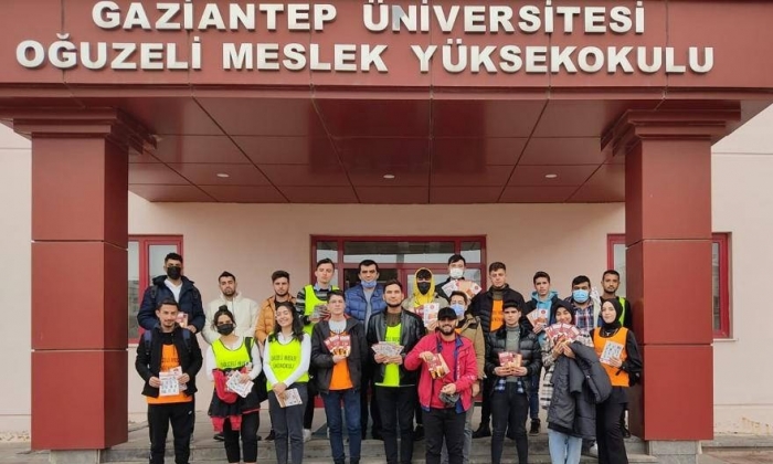 GAÜN öğrencileri soba zehirlenmeleri konusunda uyardı