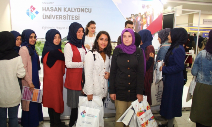 HKÜ, üniversite tanıtım fuarlarına başladı