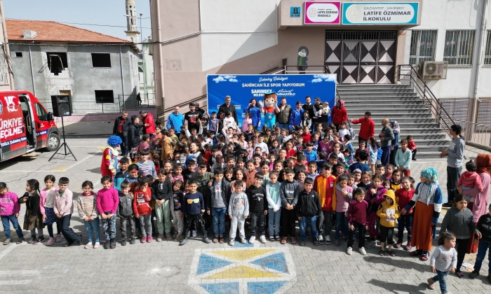 Şahinbey'den depremzede çocuklara spor etkinliği