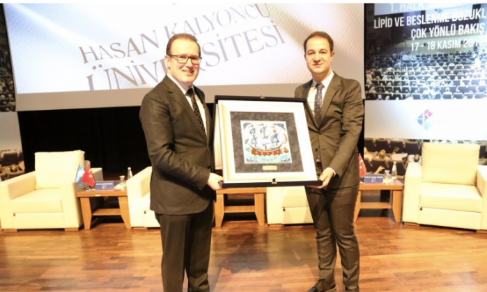 Halkın sağlığı HKÜ’de ele alınıyor