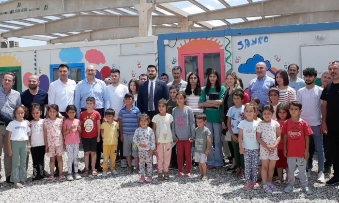 SANKO'dan deprem bölgesine 5 bin adet tablet