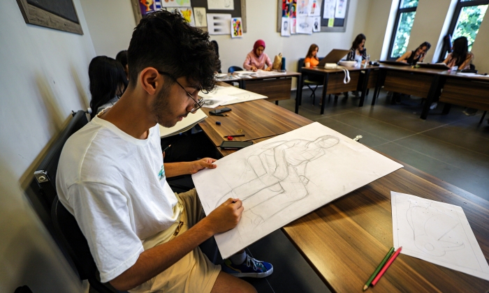 Resim kursuna yoğun ilgi!