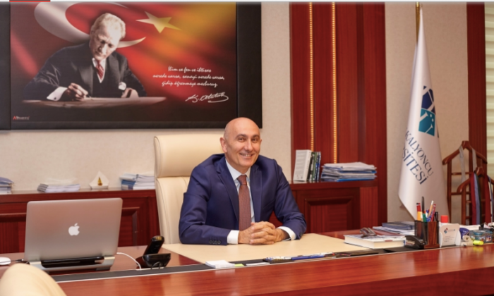 Rektör Yılmaz’dan 24 Kasım Öğretmenler Günü Mesajı