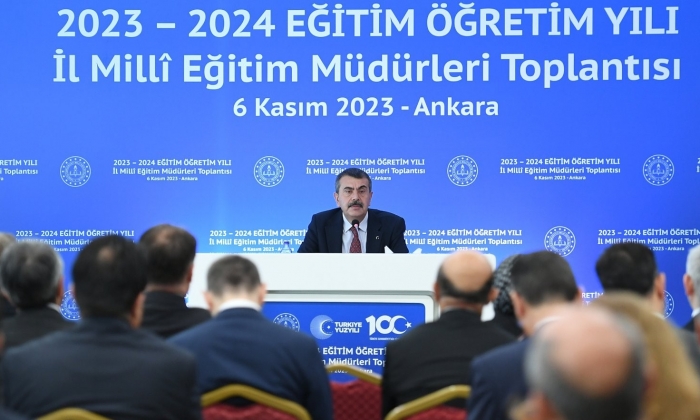 Bakan Tekin, Millî Eğitim Müdürleriyle bir araya geldi