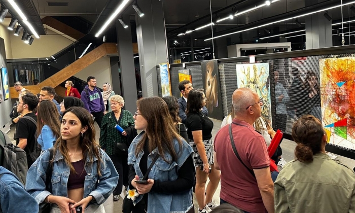 Akademisyenlerden resim sergisi!