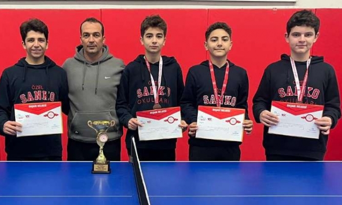 SANKO Okullarından Tenis Başarısı!