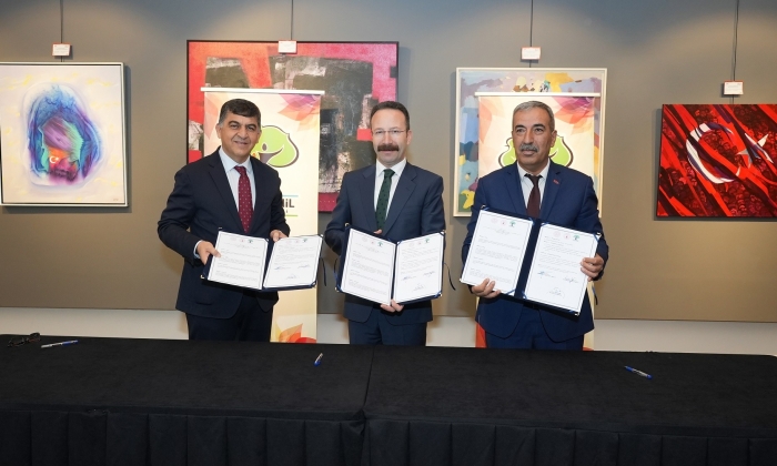 İmzalar Eğitim İçin Atıldı!