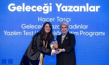 GAÜN’lü Öğrenciye Ödül