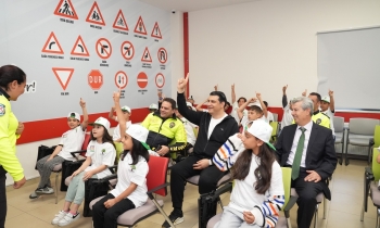 Başkan Yılmaz, Geleceğin Şoförleriyle Buluştu   