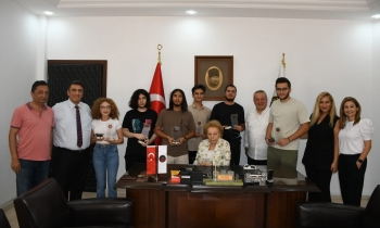 Nüket Ersoy’dan gençlere tarihi çağrı