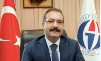 GAÜN Senatosu’ndan üç dilde Kudüs kınaması