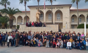 GKV’liler Midas’ın Kulakları müzikalinde