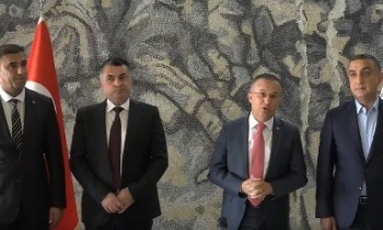 Erdemsof'tan 45 bin öğrenciye ayakkabı