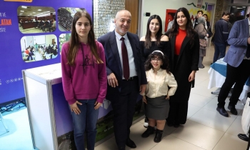       HKÜ Rüzgarı GÜDKAF’24 Kariyer Fuarı’nda Esti