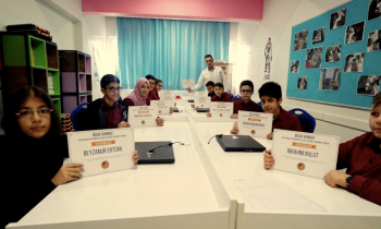 Erdem Koleji'ne Bilge Kunduz Sertifikası