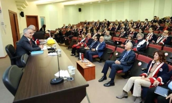 Üniversitemizi Daha İleriye Taşımak İçin Birlikte Çalışmalıyız