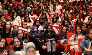 GAÜN’de “Kariyerine Yön Ver” Etkinliği Yoğun İlgi Gördü