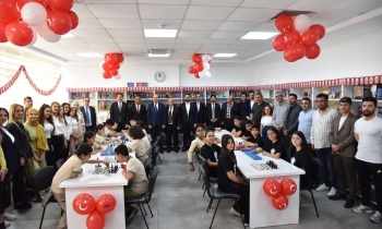 Nuriye Zekeriya Kına Ortaokulu’nda  GSO Kütüphanesi Açıldı