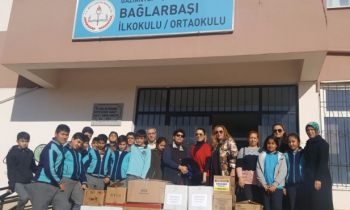 Seçkin'den kardeş okula ziyaret