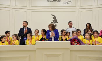 Başkan Şahin, şampiyon sporcularla bir araya geldi
