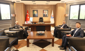 Şam büyükelçisi Nuh Yılmaz'dan Gaün rektörü Doğan'a ziyaret