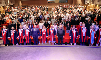 GAÜN İletişim fakültesi̇ mezunlarını uğurladı