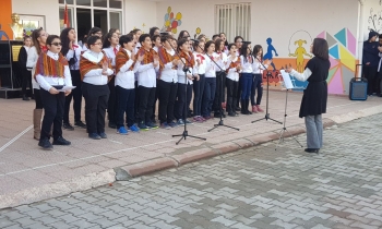 Ada Koleji'nde kurtuluş günü kutlaması