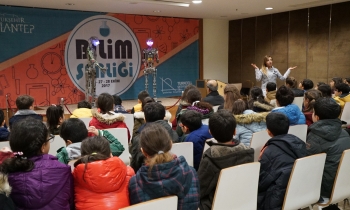 Erdem Koleji Gezegenevi ve Bilim Merkezinde