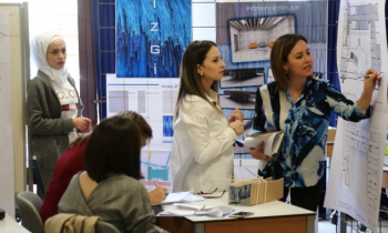 Sadece derslere girmekle üniversiteli olunmaz