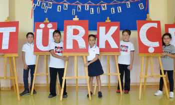 Gaziantep Kolej Vakfı İlkokulu Türk Dil Bayramını kutladı