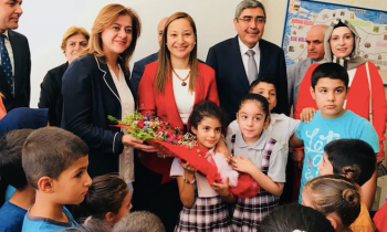 Derya Bakbak okul ziyaretlerine başladı