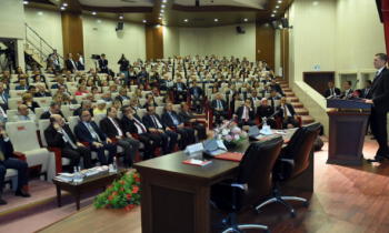 Bakan Selçuk eğitim fakültesi dekanlarıyla buluştu