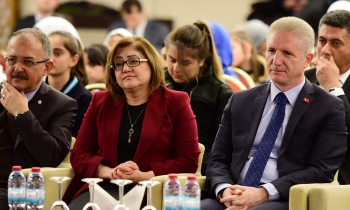 Vali Gül: Artık okullaşmayı değil kaliteli eğitimi konuşuyoruz