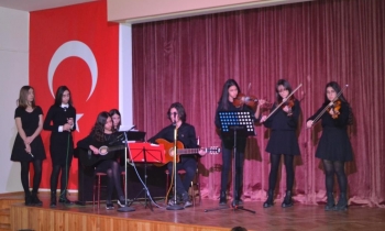 Seçkin Koleji'nde 25 Aralık etkinliği