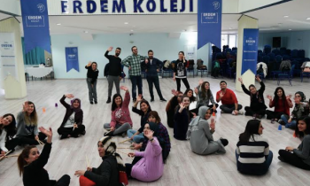 Erdem Koleji'nde Bedenden Oyuna Müzik Eğitimi