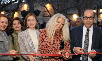 GAÜN Moda ve Tasarım öğrencileri eserlerini sergiledi