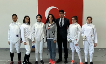 SANKO Okulları eskrimde de iddialı