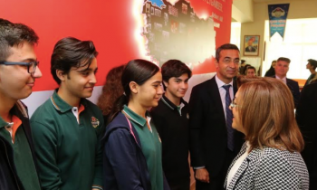 Fatma Şahin söz verdi: Her okula bir kütüphane kuracak